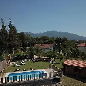  Konukevi Yesil Kelebek Ev Türkiye