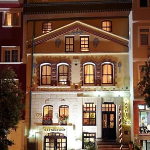 **** Otel Sarnic & Sarnic Premier Türkiye