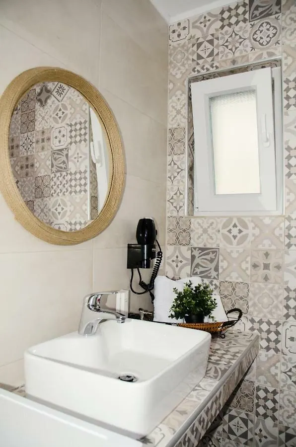 Cozy Home In Thessaloniki Center Apartment