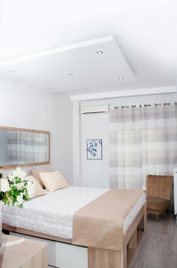 Cozy Home In Thessaloniki Center Apartment