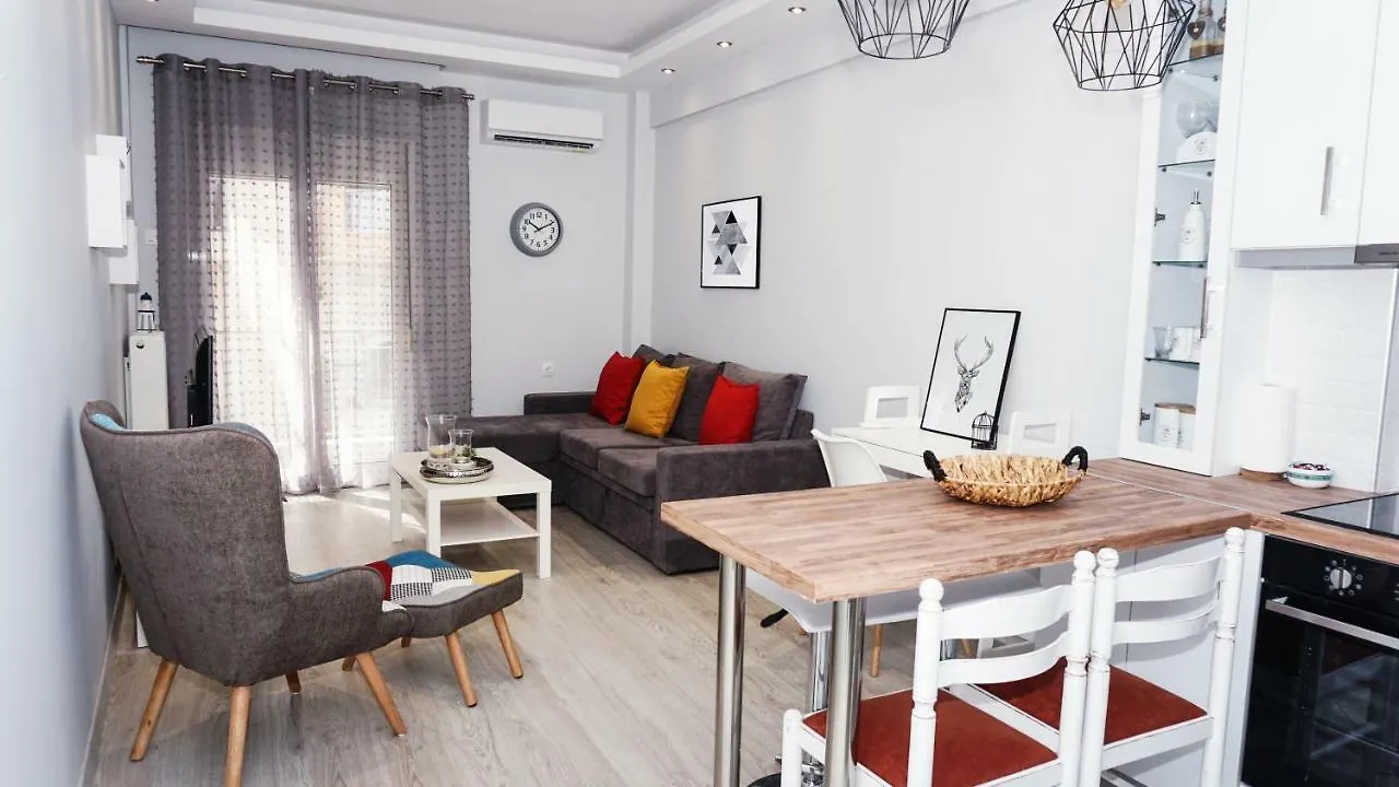 Apartment Cozy Home In Thessaloniki Center